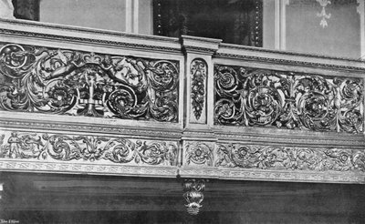 La Galería Tallada de la Escalera de Charles Latham