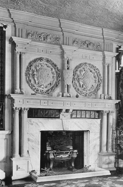 La Chimenea del Salón de Charles Latham