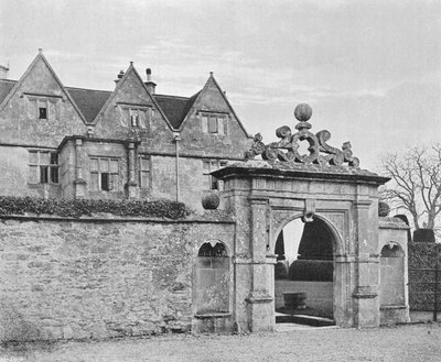 La Entrada Principal de Charles Latham