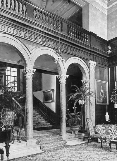 La galería del salón de Charles Latham