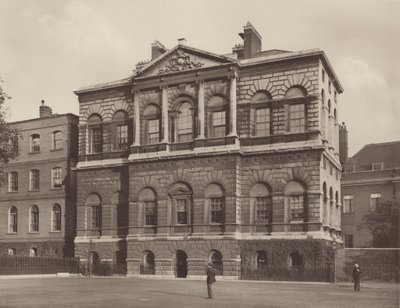 El Ministerio del Interior, Frente hacia el Parque St James de Charles Latham