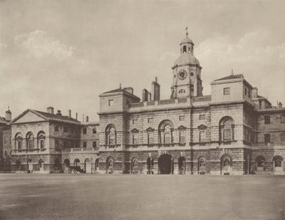 La Guardia Montada, Whitehall, el Frente Oeste de Charles Latham