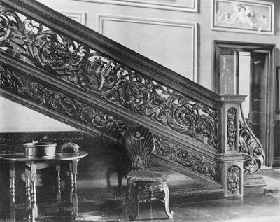 La Escalera Inferior de Charles Latham