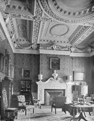 El salón de Charles Latham