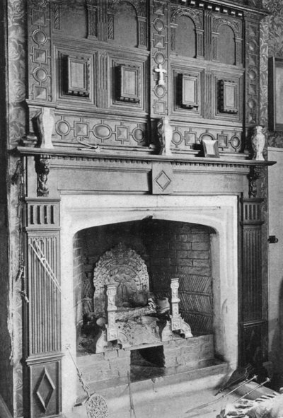 La chimenea del estudio de Charles Latham