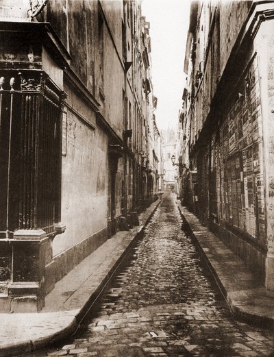 Rue Visconti en París tomada desde la rue de Seine. 6º arrondissement. de Charles Marville