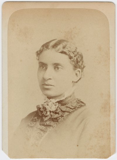 Carte de visite de Lottie Grimke, c.1870 de Charles Milton Bell