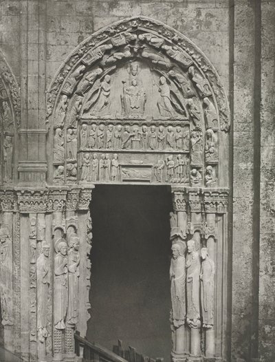 Catedral de Chartres: Puerta derecha del Portal Real con Nuestra Señora de Chartres de Charles Nègre