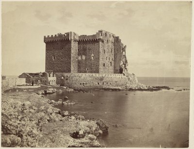 [El castillo de la isla de Saint-Honorat, cerca de Cannes / Le château de île Saint-Honorat, près de Cannes de Charles Nègre