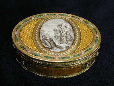 Caja de rapé con miniatura que representa la partida de Telémaco de Egipto de Charles Ouizille