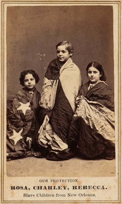 Nuestra protección. Rosa, Charley, Rebecca. Niños esclavos de Nueva Orleans.,1864 (foto) de Charles Paxson