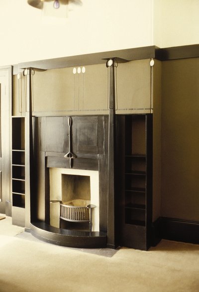 Chimenea pintada de negro, c.1914-c.1928 de Charles Rennie Mackintosh