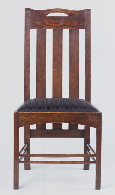 Silla lateral, una de un par, hecha para los salones de té de Argyle Street de Miss Cranston, Glasgow, 1896 de Charles Rennie Mackintosh