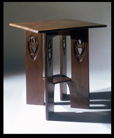 Mesa diseñada para la sala de billar en los salones de té Argyle de Miss Cranston, Glasgow, 1897 de Charles Rennie Mackintosh
