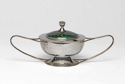 Cuenco y tapa de Charles Robert Ashbee