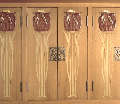 Detalle de incrustación tallada en gabinete, hecho por el Gremio de Artesanía, c.1898-99 de Charles Robert Ashbee