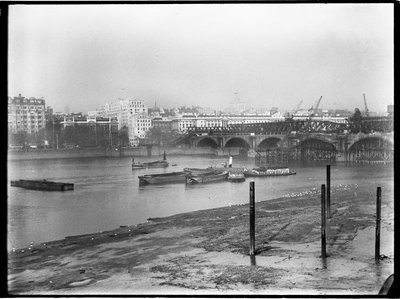 Demolición del Puente de Waterloo, Ciudad de Westminster, Autoridad del Gran Londres, 1936 de Charles William Prickett