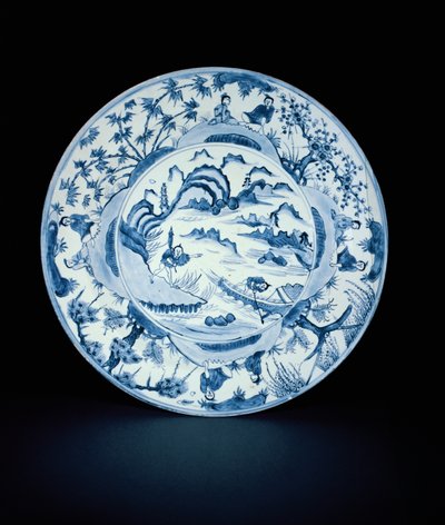 Plato azul y blanco pintado con pescadores en una escena de río, Tianqi o Chongzheng, 1620-30 de Chinese School