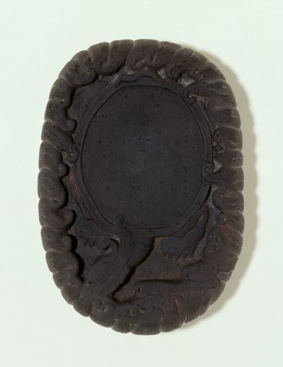 Piedra de tinta tallada como la gran tortuga mítica Lo-shu entre olas, probablemente dinastía Ming de Chinese School