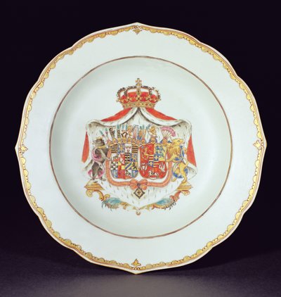 Plato de sopa decorado en dorado y esmaltes con los brazos de Christian Auguste, Príncipe de Anhalt-Zerbst (1690-1747) y Johanna Elizabeth de Holstein-Gottorp (1712-60), padres de Catalina la Grande de Chinese School