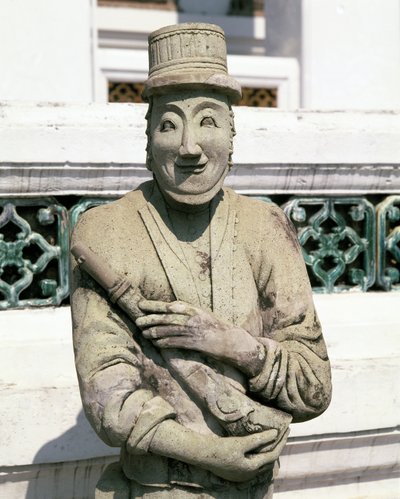 Estatua de un soldado europeo de Chinese School