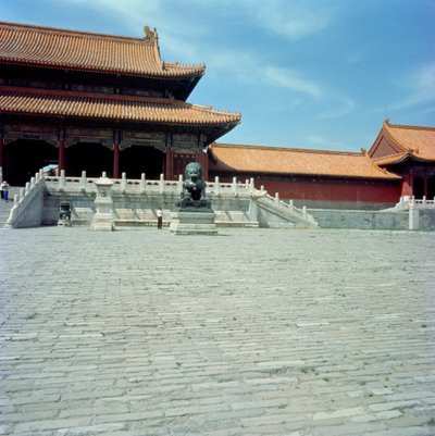 La Puerta de la Armonía Suprema (Taihe men) Dinastía Ming, 1420 de Chinese School