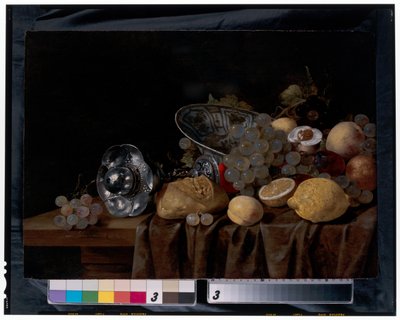 Bodegón de limones, uvas y melocotones de Christiaan Luykx or Luycks
