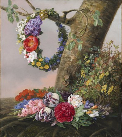 Un ramo de flores al pie de un árbol. En una rama cuelga una corona de flores de Christine Løvmand