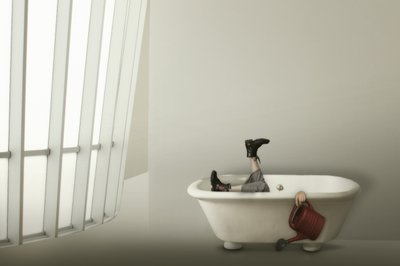 Un método peculiar para regar con agua de la bañera de Christine von Diepenbroek