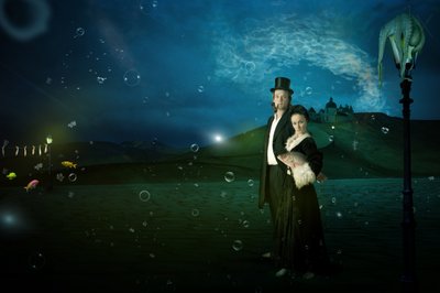 Una pareja surrealista y un pulpo de Christine von Diepenbroek