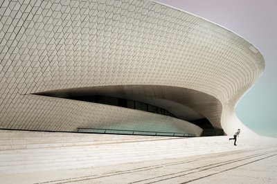 Barra arquitectónica blanca de Christine von Diepenbroek