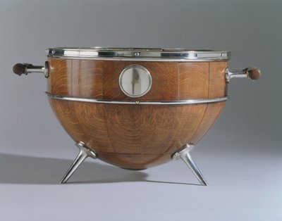 Cuenco, 1880 de Christopher Dresser