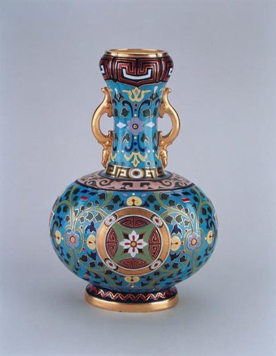 Jarrón ficticio decorado en imitación de cloisonné, Minton & Co, c.1870 de Christopher Dresser