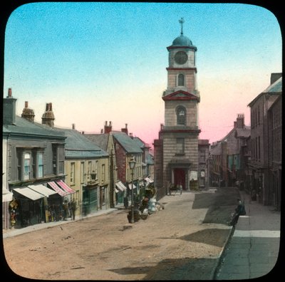 Ayuntamiento y Market Street, Penryn, Cornwall, finales del siglo XIX o principios del siglo XX de Church Army Lantern Department