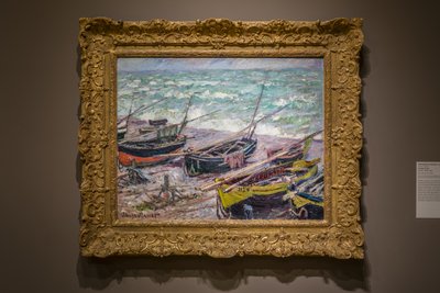 Barcos de pesca en Étretat de Claude Monet