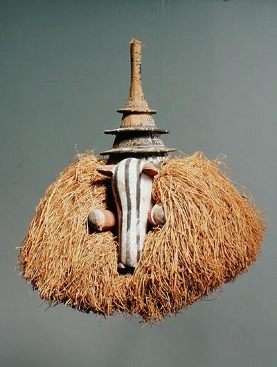 Máscara Zoomórfica (madera y fibra) de Congolese