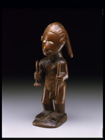 Figura masculina de pie, pueblo Bembe de Congolese Congolese