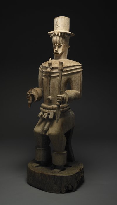 Figura ancestral del héroe fundador Owedjebo de Culture Urhobo