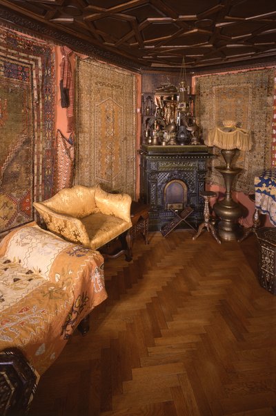 Chateau - Granja de cáñamo Harem de Czech School