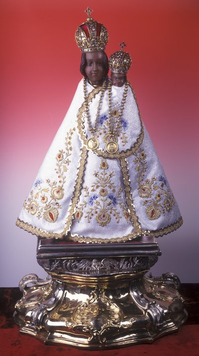Estatuilla de la Virgen María de Svatá Hora de Czech School