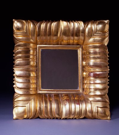 Un espejo dorado, diseñado por Dagobert Peche, c.1925 de Dagobert Peche