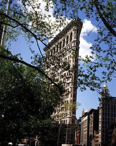 Vista del edificio Flatiron, completado en 1902 de Daniel Hudson Burnham
