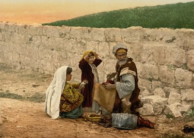 Zapatero itinerante de Jerusalén, Tierra Santa, c.1890-c.1900 (impresión fotocromática) de Detroit Photographic Co.