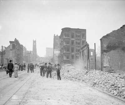 Limpiando los escombros en la calle California, San Francisco de Detroit Publishing Co.