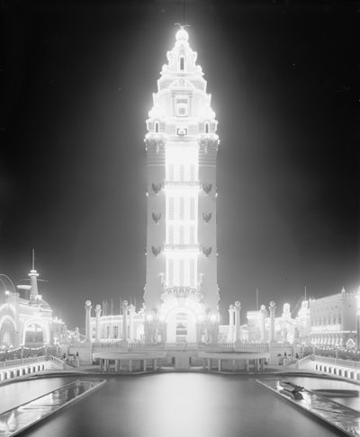 Dreamland de noche, Coney Island, Nueva York, c.1905 (foto en blanco y negro) de Detroit Publishing Co.