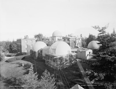 Observatorio, Harvard College, c.1900 (foto en b/n) de Detroit Publishing Co.