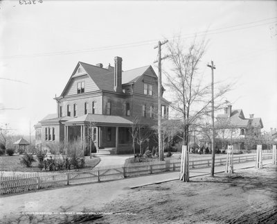 Residencia de Booker T. Washington, Instituto Tuskegee, c.1906 (foto en b/n) de Detroit Publishing Co.