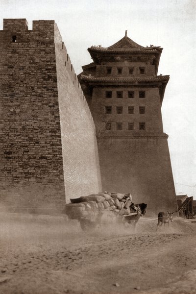 Puerta de Hsi Chih, Pekín de Donald Mennie