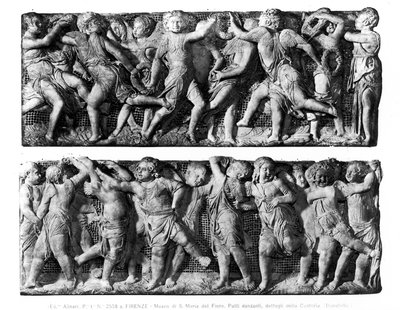 Panel de Putti danzantes, de la Cantoria, de la Galería de Canto del Duomo (mármol) de Donatello