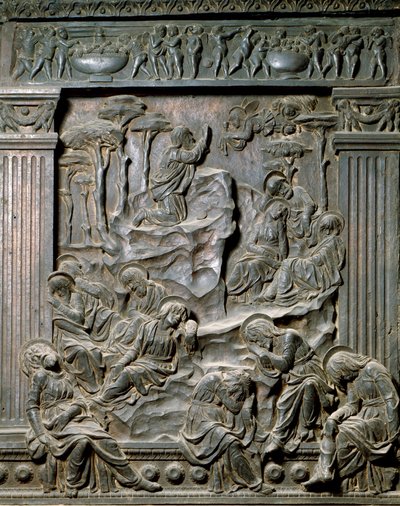 La oración en el Monte de los Olivos (bajorrelieve de la silla a la izquierda, c.1460) de Donatello